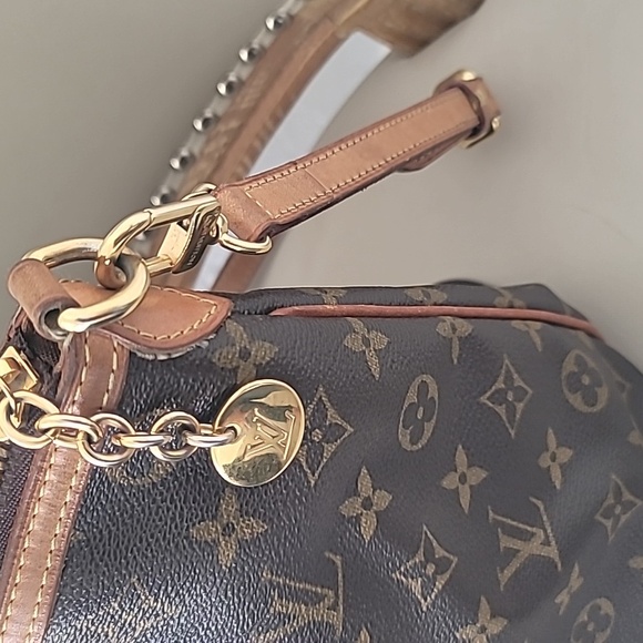 Louis Vuitton Classic Monogram Tote with Tan Accents - Picture 13 of 15